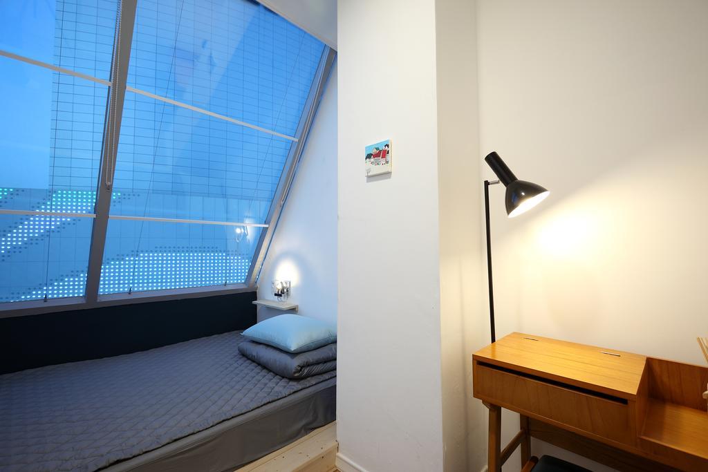 First Guesthouse 釜山広域市 エクステリア 写真